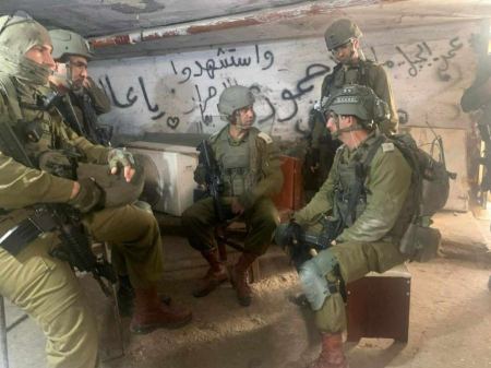 الجيش الاسرائيلي يعلن تصفية واعتقال العشرات في مخيم نور شمس بطولكرم
